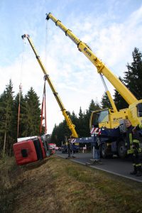 Kurth Autokrane Fotogalerie Bergedienst – Für jede Lage gerüstet!